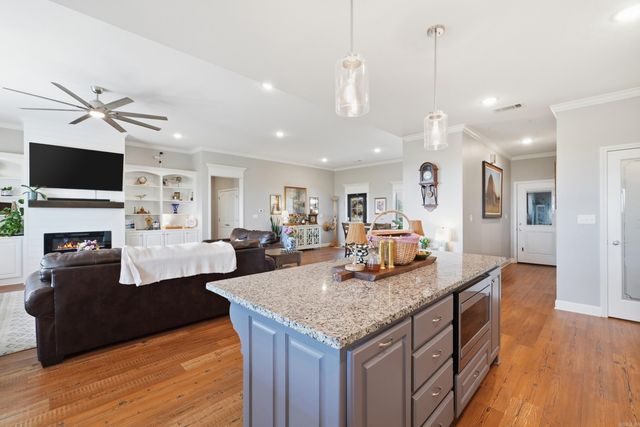 75 Crested Butte Road, Austin, AR 72007