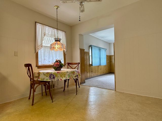 10416 S Sacramento Avenue, Chicago, IL 60655