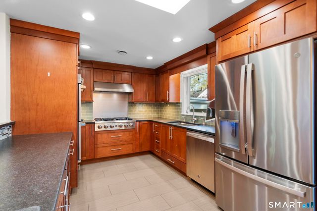 50 Haverford Street, Hamden, CT 06517