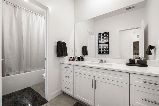 76333 Trojan Drive, Palm Desert, CA 92211