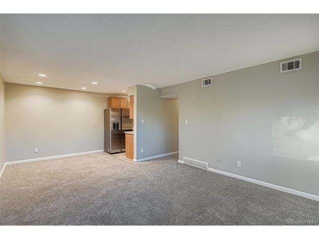 140 E Highline Cir 105, Centennial, CO 80122