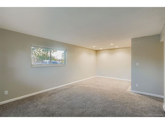 140 E Highline Cir 105, Centennial, CO 80122