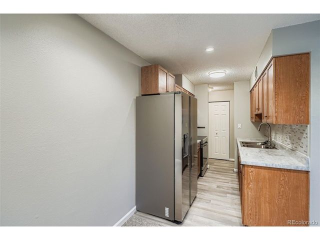 140 E Highline Cir 105, Centennial, CO 80122