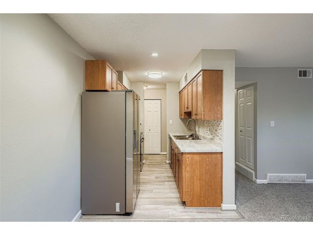 140 E Highline Cir 105, Centennial, CO 80122