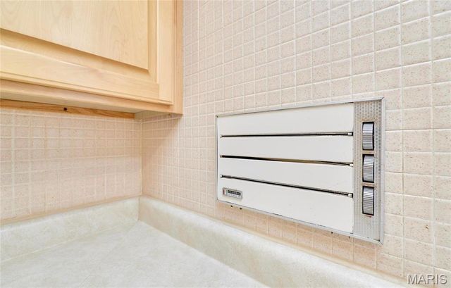 815 Montmartre Court, St Louis, MO 63141