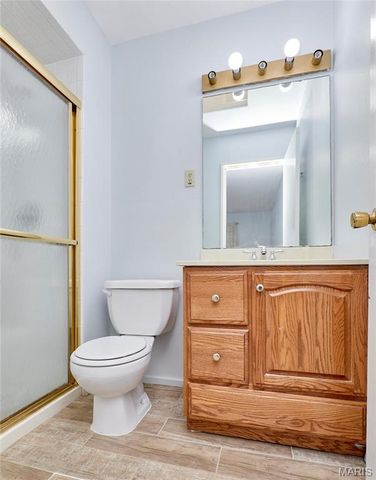 815 Montmartre Court, St Louis, MO 63141