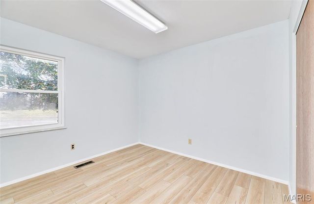 815 Montmartre Court, St Louis, MO 63141