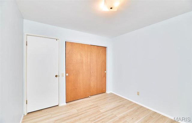 815 Montmartre Court, St Louis, MO 63141