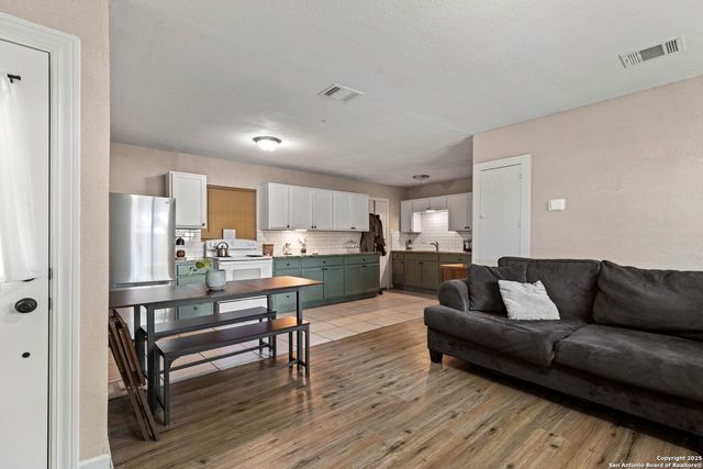 2038 Springvale, San Antonio, TX 78227