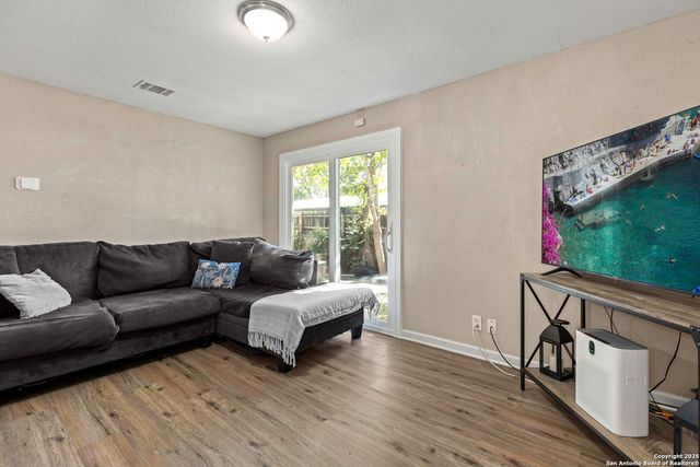 2038 Springvale, San Antonio, TX 78227