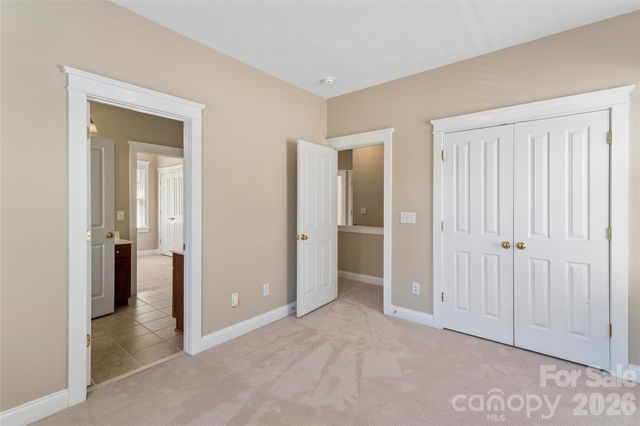 10208 Tolleson Avenue, Charlotte, NC 28277