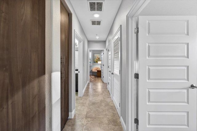 538 S Mathilda Avenue 301, Sunnyvale, CA 94086
