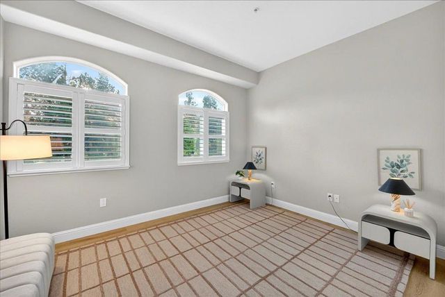 538 S Mathilda Avenue 301, Sunnyvale, CA 94086