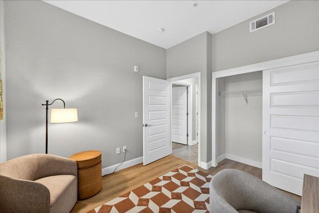 538 S Mathilda Avenue 301, Sunnyvale, CA 94086