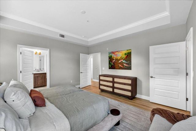 538 S Mathilda Avenue 301, Sunnyvale, CA 94086