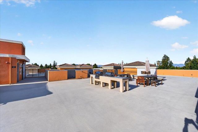 538 S Mathilda Avenue 301, Sunnyvale, CA 94086
