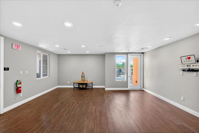 538 S Mathilda Avenue 301, Sunnyvale, CA 94086