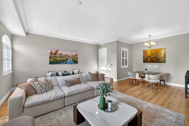 538 S Mathilda Avenue 301, Sunnyvale, CA 94086