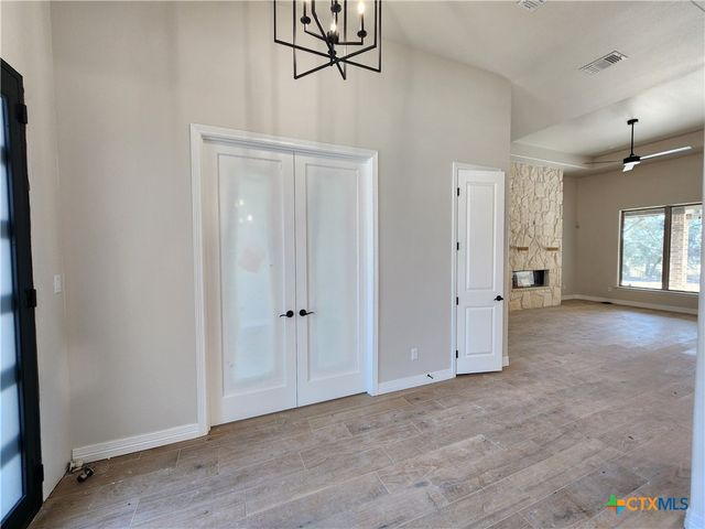 637 Bald Eagle Loop, Salado, TX 76571