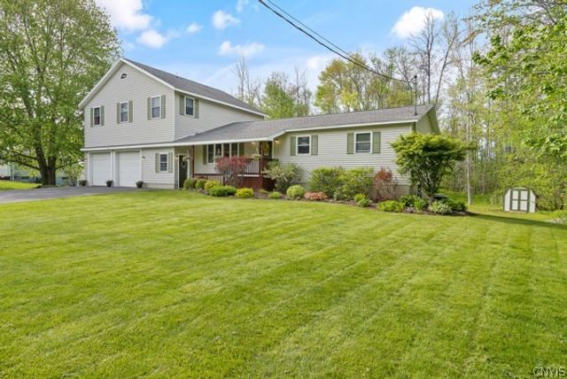 112 County Route 42, Minetto, NY 13126