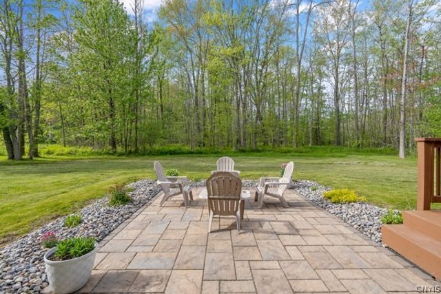 112 County Route 42, Minetto, NY 13126