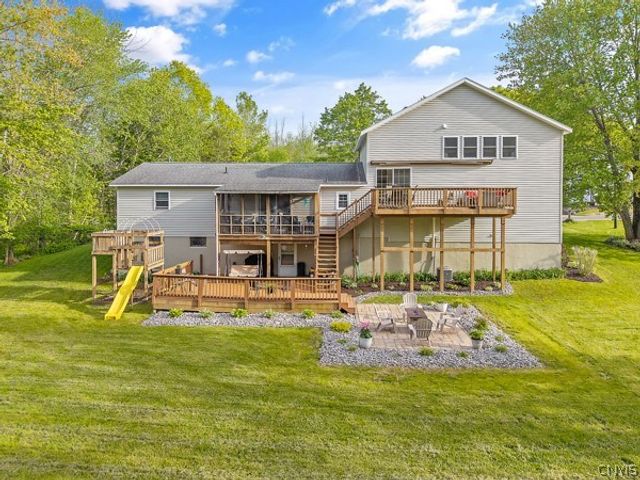 112 County Route 42, Minetto, NY 13126
