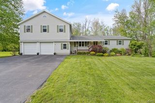 112 County Route 42, Minetto, NY 13126