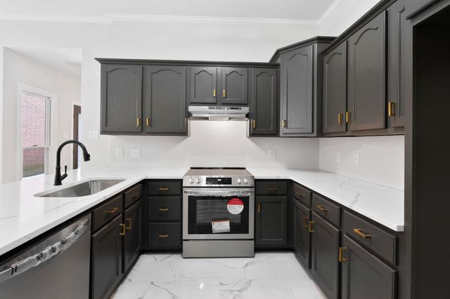 1206 CHAPEL PARK BLVD, Cordova, TN 38016