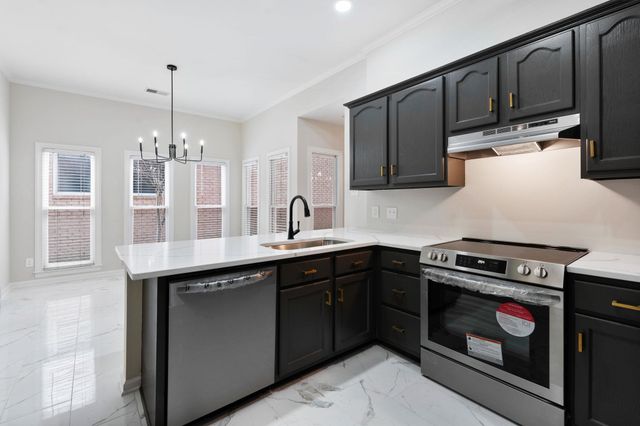 1206 CHAPEL PARK BLVD, Cordova, TN 38016