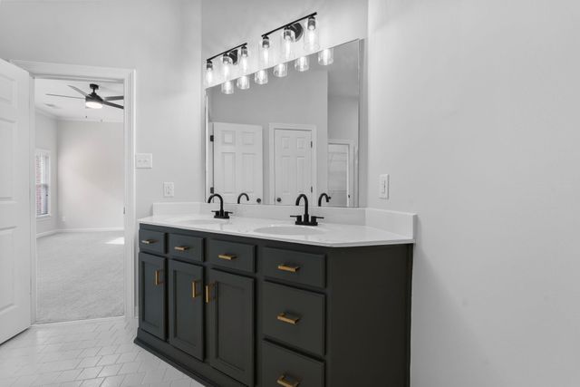 1206 CHAPEL PARK BLVD, Cordova, TN 38016