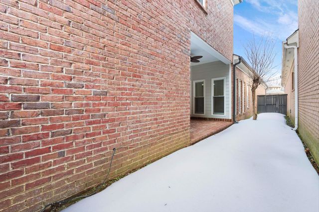 1206 CHAPEL PARK BLVD, Cordova, TN 38016