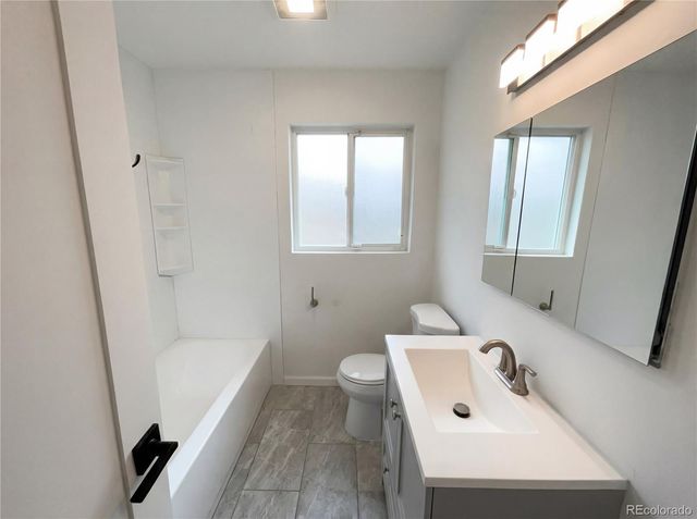 5790 W Louisiana Avenue, Lakewood, CO 80232