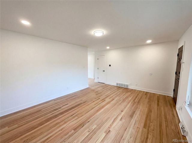 5790 W Louisiana Avenue, Lakewood, CO 80232