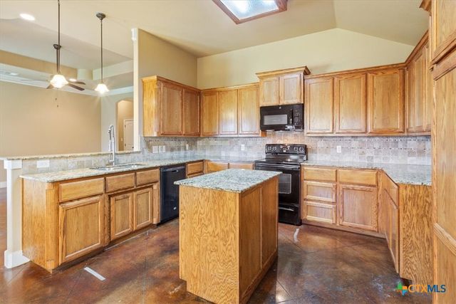 703 Cosper Creek Drive, Killeen, TX 76542