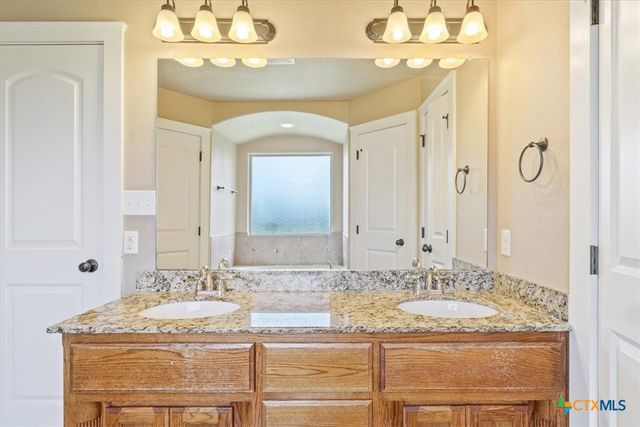 703 Cosper Creek Drive, Killeen, TX 76542