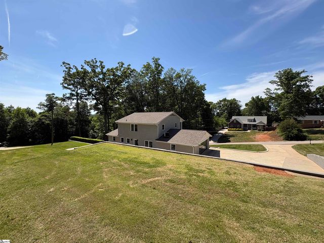 129 Highland Drive, Duncan, SC 29334