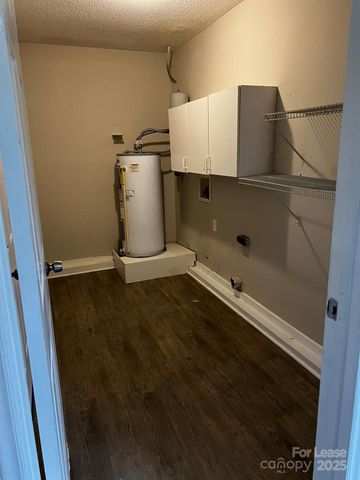 4521 Regal Oaks Road, Gastonia, NC 28056