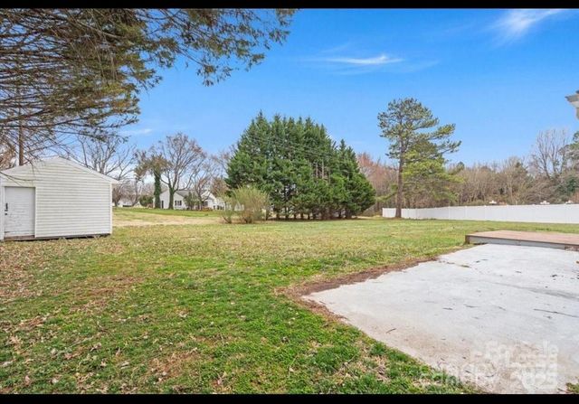 4521 Regal Oaks Road, Gastonia, NC 28056