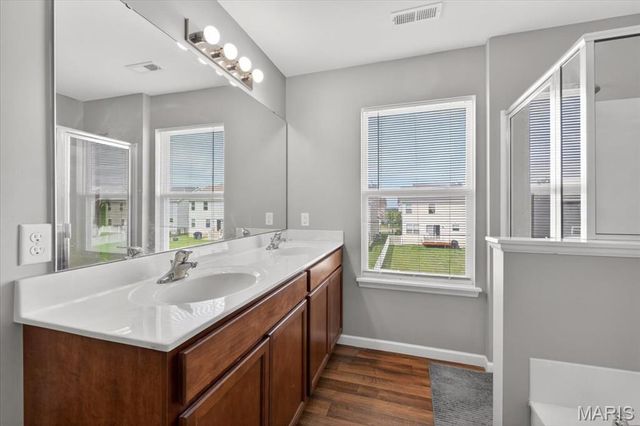 618 Palisades Drive, St Charles, MO 63301
