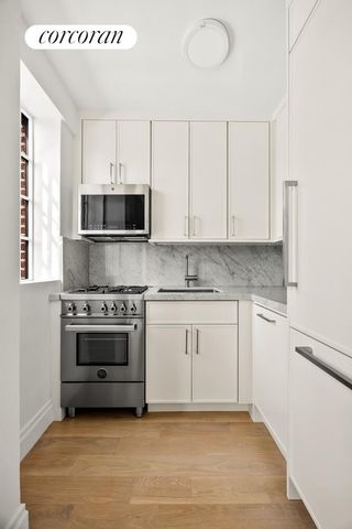 230 Riverside Dr Apt 15K, New York City, NY 10025