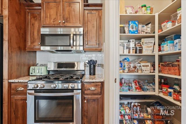 9508 W Ringle Creek St, Star, ID 83669