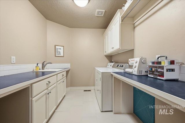 9508 W Ringle Creek St, Star, ID 83669