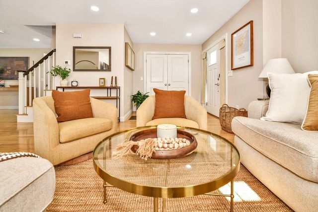 334 Winter St, Brockton, MA 02302