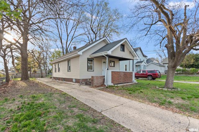 2811 N WISCONSIN Avenue, Peoria, IL 61603