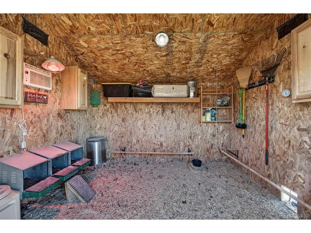 45035 Antler Cir, Elizabeth, CO 80107