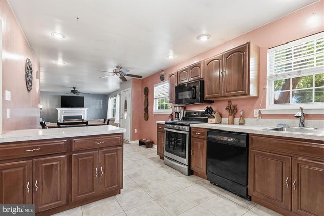 42 GILBERT AVE, Westville, NJ 08093