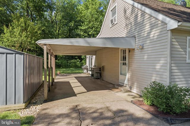 42 GILBERT AVE, Westville, NJ 08093