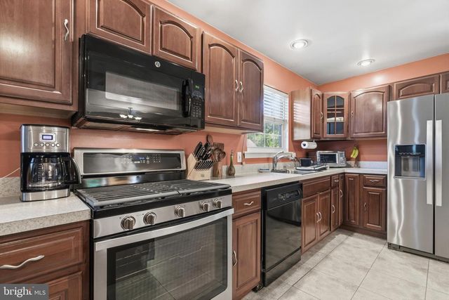 42 GILBERT AVE, Westville, NJ 08093