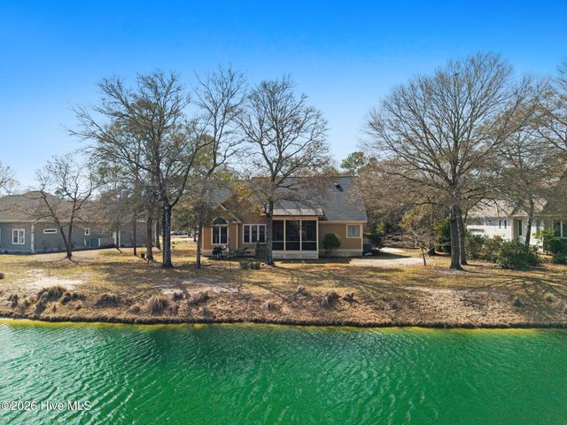 2066 Oyster Harbour Parkway SW, Supply, NC 28462