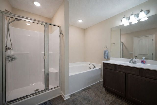 3448 Risen Star Dr, Murfreesboro, TN 37128